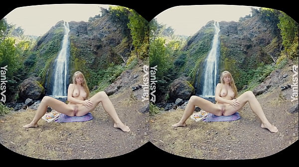 Nonton Yanks Vr Presents Superb Blonde Amateur Goddess Verronica Using Her Tiny Vibrator And Fingers Until She Moans With Pleasure Outdoors thumbnail