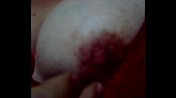 Mostrando Las Tetas Por Whatsap thumbnail