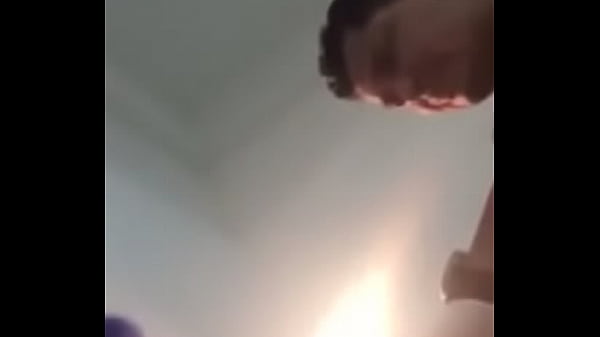 doctor revisa culo de putito real spy cam 