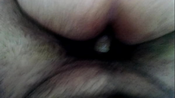 Rompiendole la cola