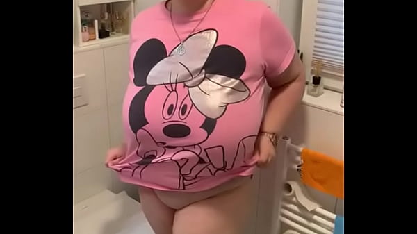 Nonton Breasts Bobbing thumbnail