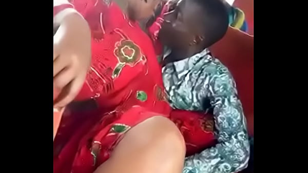 Nonton Woman Fingered And Felt Up In Ugandan Bus thumbnail