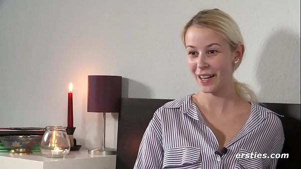 Super Hot Teen Rubbing That Pussy thumbnail