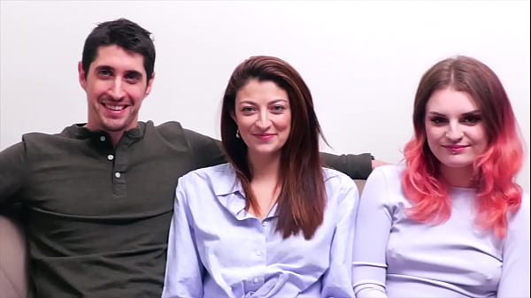 Nonton French Couple With A Dirty Guest thumbnail