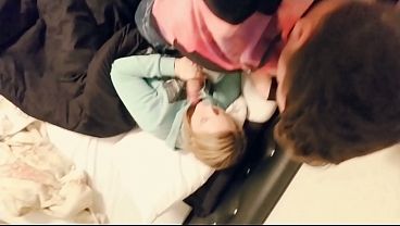 Nonton Draining His Load Then Letting Him Use Me On The Couch thumbnail