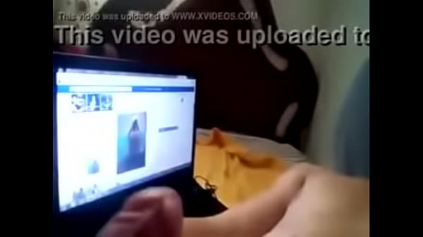 mostrando la cara   XVIDEOSCOM