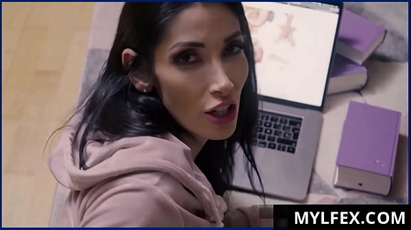 Stepson Pummeled His Stepmom While Studying For The Medical Test thumbnail