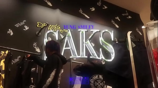 Yung Smiley - Saks! (prod. Glumboy &amp_ Galaxxy) [DJ BANNED EXCLUSIVE]