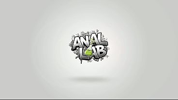 Nonton Horny Blonde Gets Her Tight Ass Stretched And Spread By Big Cock thumbnail