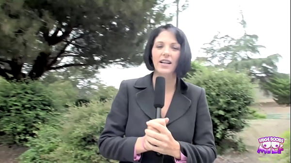 Nonton Switching Between Several Arousing Positions The Super Naughty Couple Eventually Settles Down On The Floor thumbnail