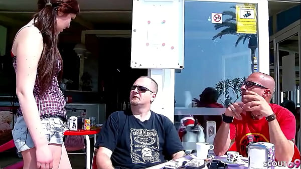 Redhead Big Ass Teen Seduce To Sex By Older Porn Agent thumbnail