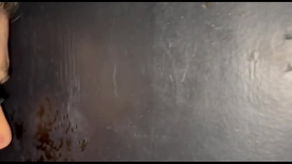 Convidei As Amigas Para Chupar Rola Comigo No Gloryhole thumbnail