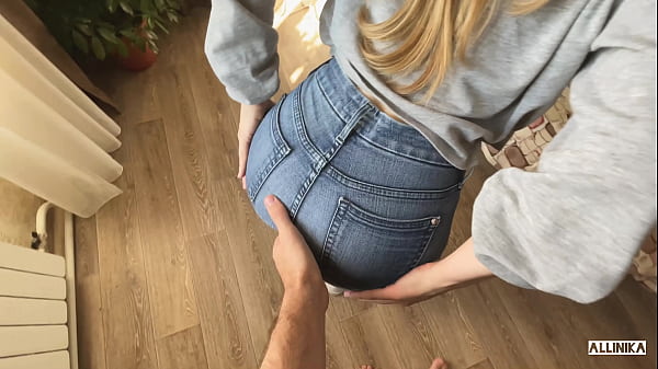 Nonton Девушка захотела горячего секса, после трудного дня thumbnail