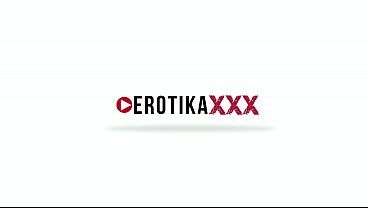 Kaya - Oral total - EROTIKAXXX 