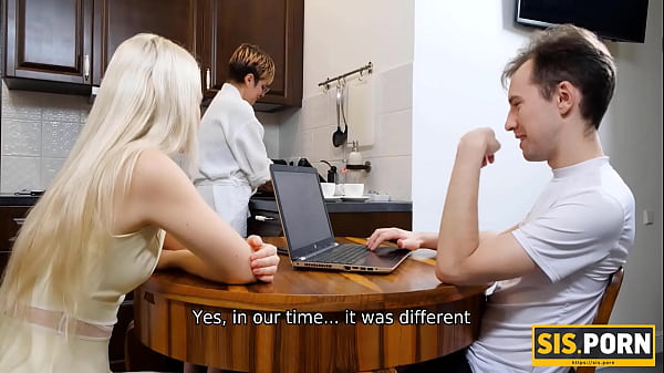 Sisporn. Dinner With Mom Makes Stepsiblings In The Mood For Quick Sex thumbnail