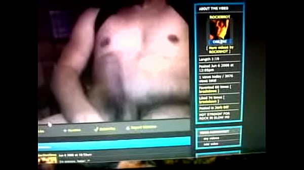 Todd Briggs jerking off to himself jerking off with tons of viewers online