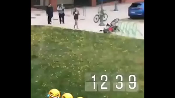 Nonton Short Film! We Were Caught By Paparazzispor Petici&oacute;n De David Elmoreno Jejejeje Dioxcorp thumbnail