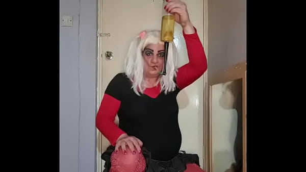 Emty And Swallow thumbnail