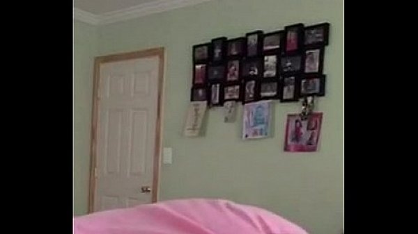 Nonton Chubby Slut Can't Handle The Load thumbnail