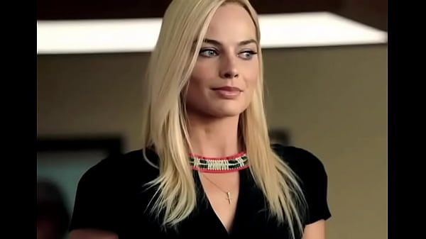 Margot robbie is embarrassed almost naked and excited