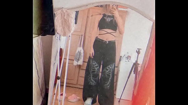 Nonton Trying On Clothes Makes Me Horny thumbnail