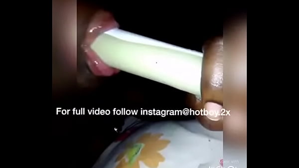 thot sucking dick