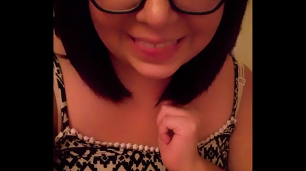 Bbw Opens Pussy For Stranger thumbnail