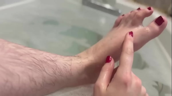 Nonton Pubes And Leghair Bath thumbnail