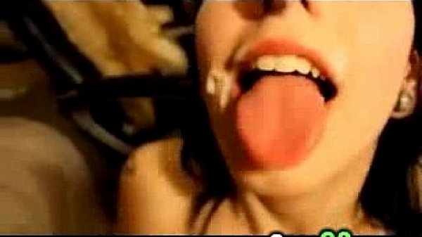 Amateur Babe Enjoys Facial - Camg8 thumbnail