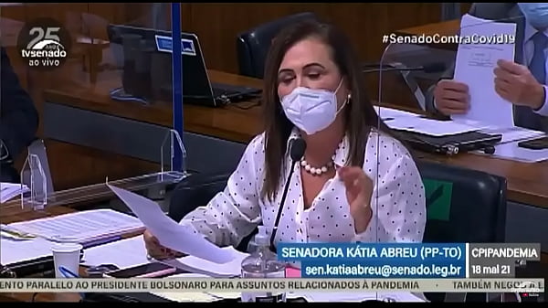 Nonton Katia Abreu Come O Cu De Ernesto Ara&uacute;jo thumbnail