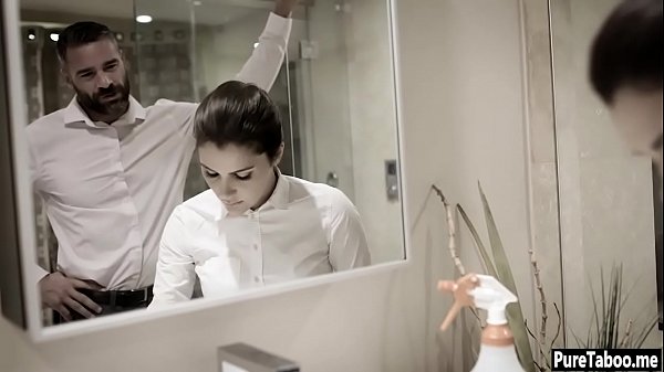 Nonton Young Maid Girl Rough Smashed By An Angry Boss thumbnail