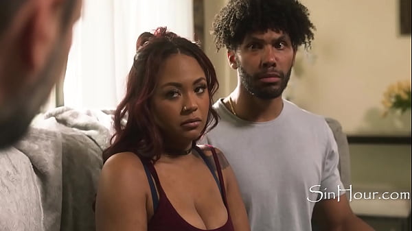 Nonton Neighbor Blackmails Babysitter Over Secret Boyfriend S In Clients House thumbnail