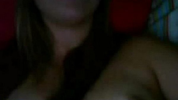 Nonton Cutey Strips On Cam And Wow thumbnail