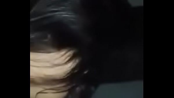 En Train De Sucer Son Amant En Cachette thumbnail