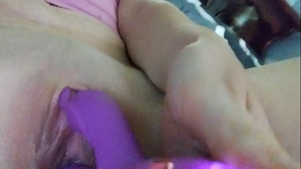 Nonton Abbykuntz Home Alone thumbnail