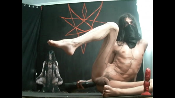 slut gay boy doing anal with dildos 