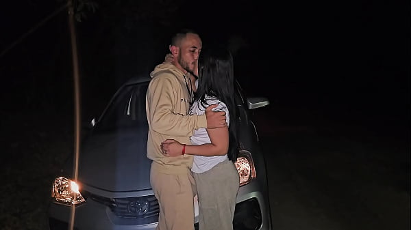 Nonton Motorista De Aplicativo Faz Corrida Para Duas Garotas Que Voltava De Uma Festa thumbnail