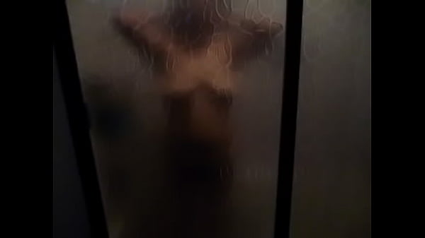 Nonton Tomando A Mama Ba&ntilde;andose thumbnail