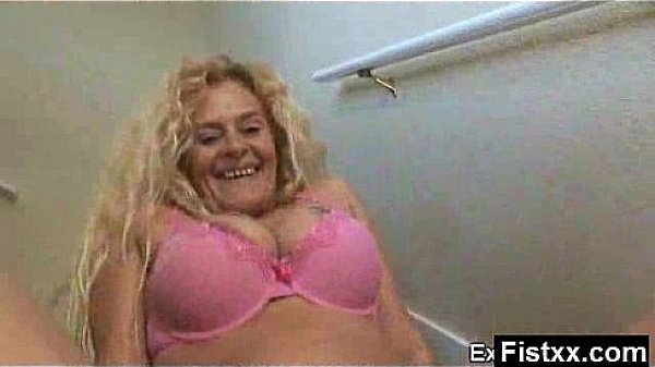 Nonton Auspicious Charming Rhythmic Fisting Chick Pounded thumbnail