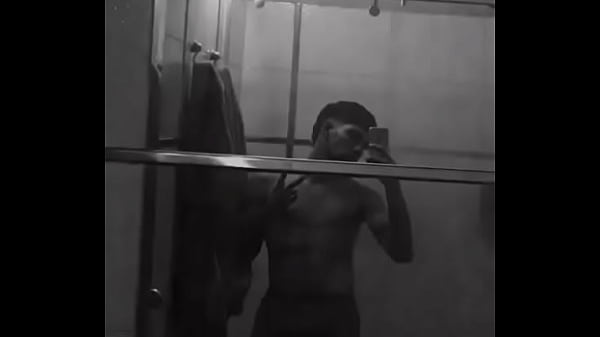 Nonton Bored thumbnail