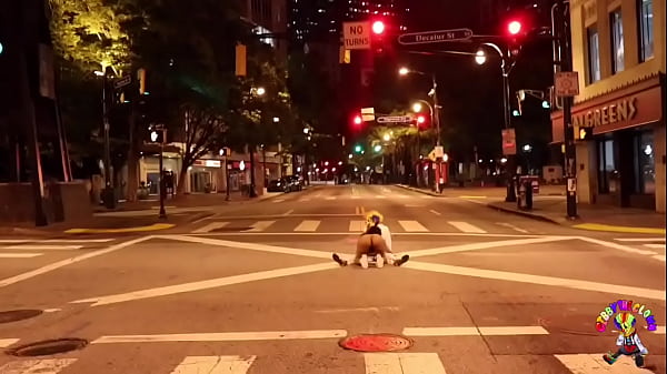 Gibby The Clown gets dick sucked by Bae Bratty In Downtown Atlanta 