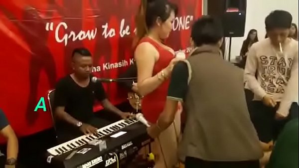 Nonton Public thumbnail