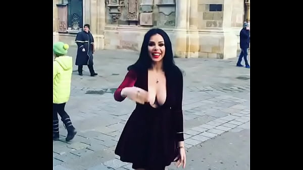 Nonton Ula Ali thumbnail