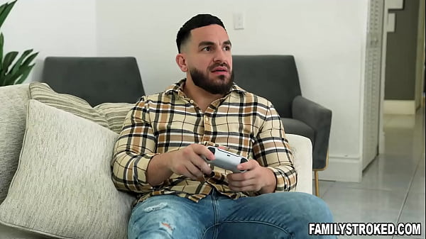 Nonton Eating A Creampie Out In That Position Is So Hotter thumbnail