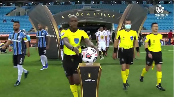 Nonton Ga&uacute;cho Enfiando No Toba De Um Peruano thumbnail