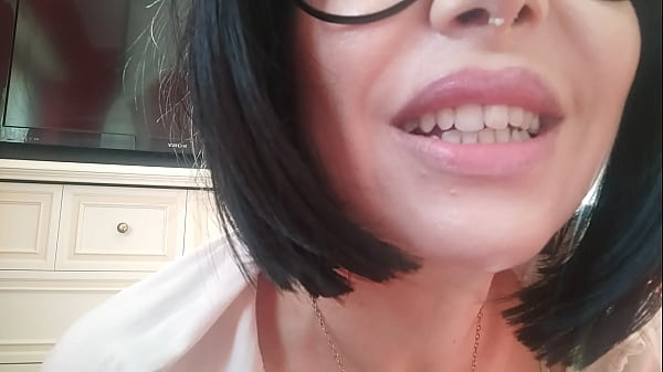 Busty Doctor Checks If You Already Know How To Ejaculate-la Dottoressa Tettona Controlla Se Sai Gi&agrave; Eiaculare Italian thumbnail