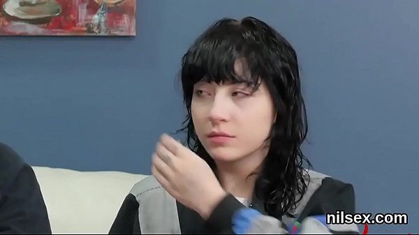 Nonton Delirious Tart Gets Her Fuckholes Spread And Toughly Pounded thumbnail