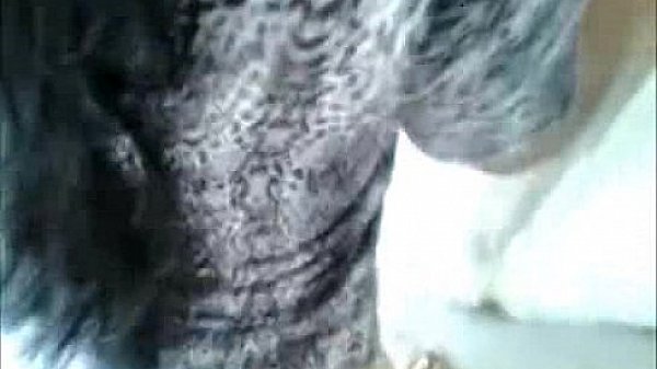 Dando Uma Rapidinha O Vizinho Roludo No Corredor thumbnail