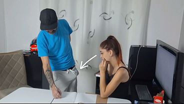 Excited Secretary Greeted The Delivery Man! thumbnail