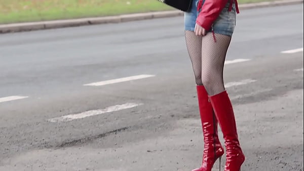 Nonton Rebecca Volpetti Prostitute In The Street thumbnail